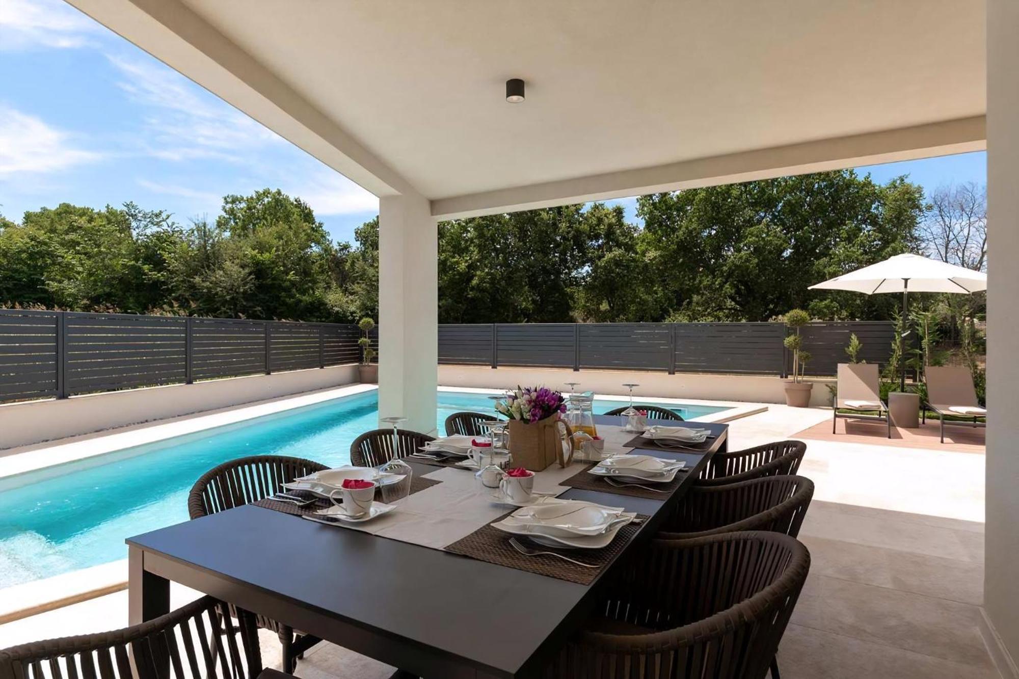 Luxurioese Villa Perla Mit Pool Und Jacuzzi Poreč Exteriér fotografie