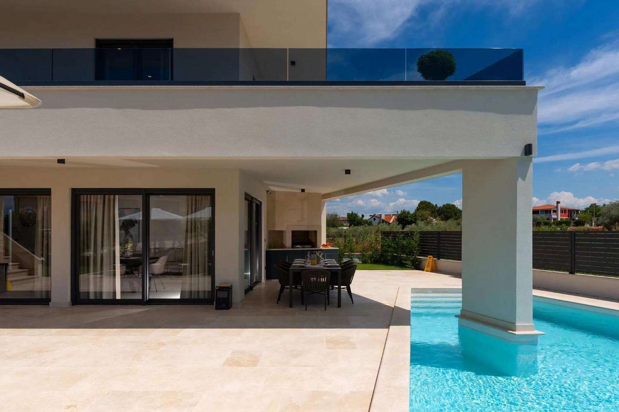 Luxurioese Villa Perla Mit Pool Und Jacuzzi Poreč Exteriér fotografie