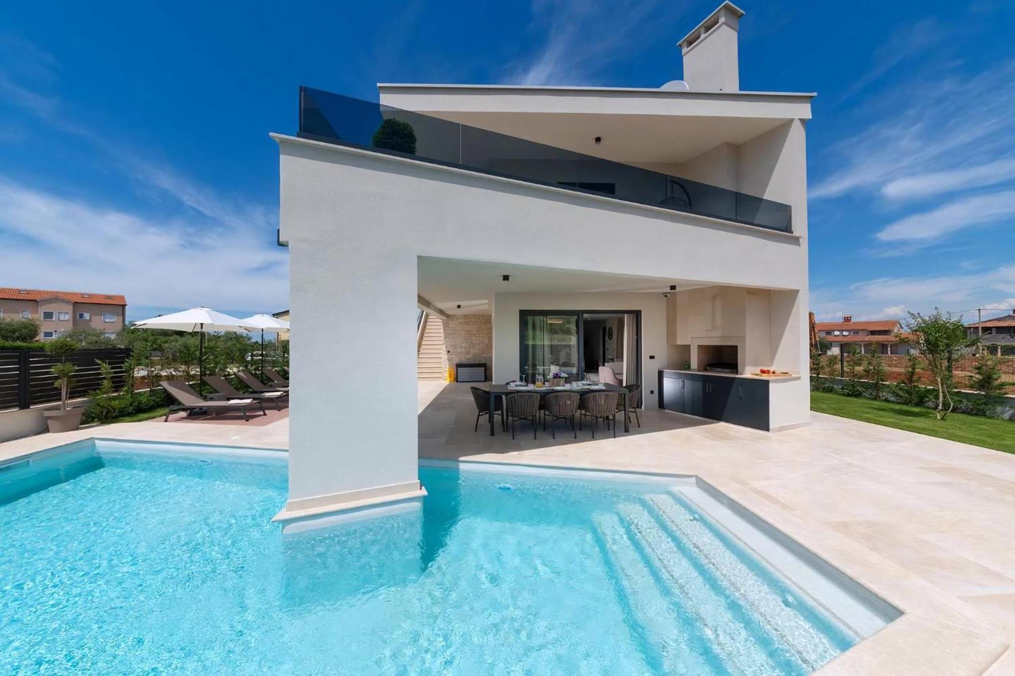 Luxurioese Villa Perla Mit Pool Und Jacuzzi Poreč Exteriér fotografie