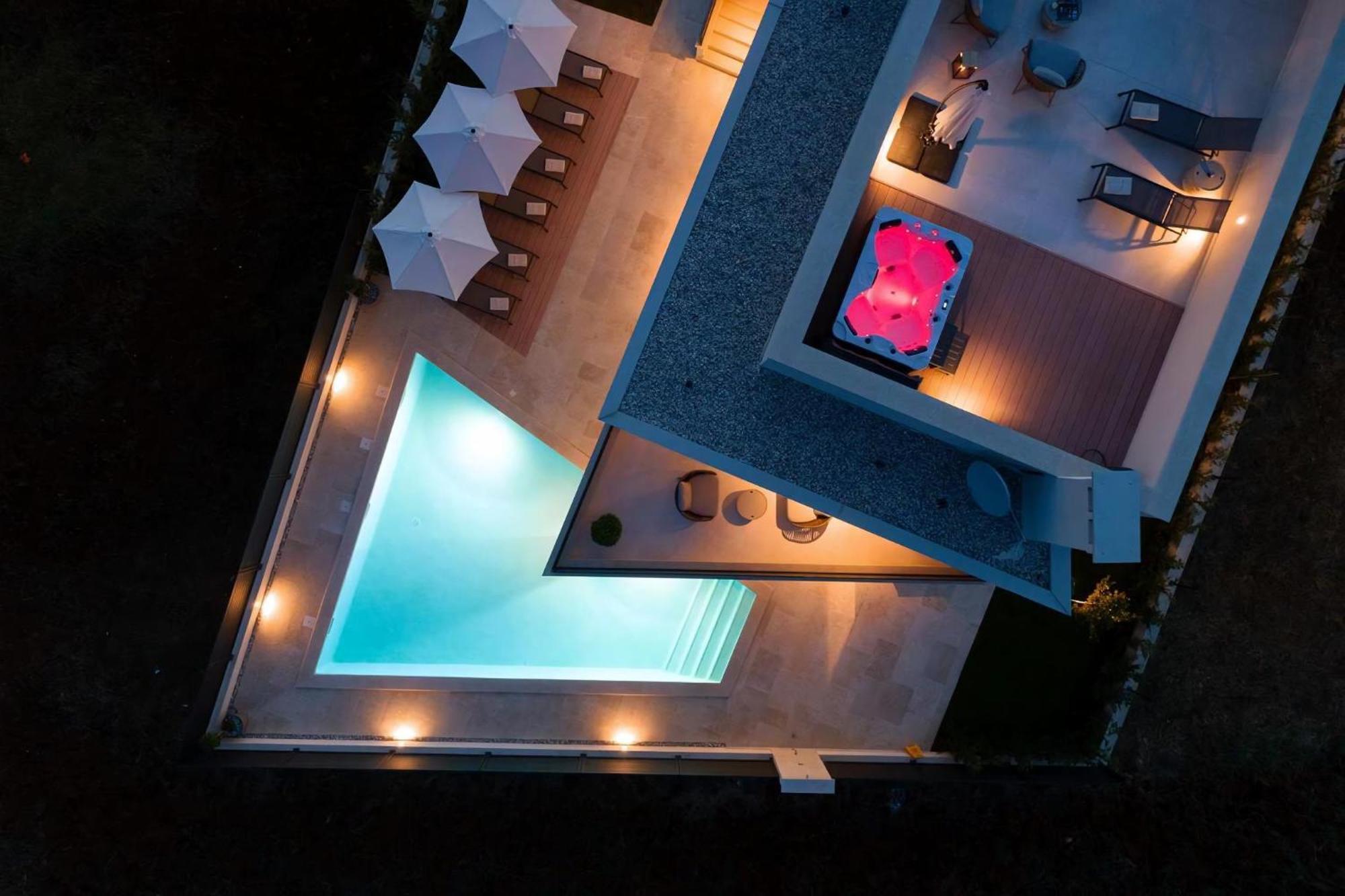 Luxurioese Villa Perla Mit Pool Und Jacuzzi Poreč Exteriér fotografie
