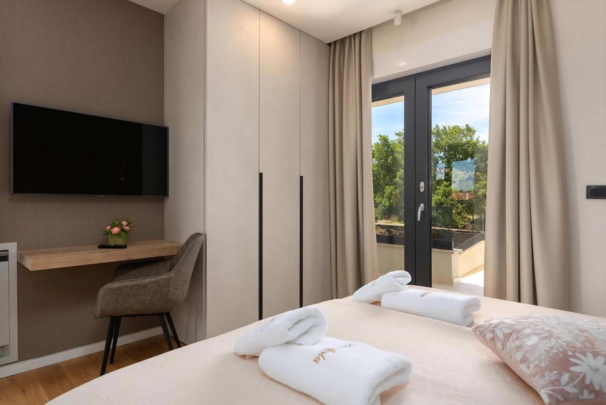 Luxurioese Villa Perla Mit Pool Und Jacuzzi Poreč Exteriér fotografie